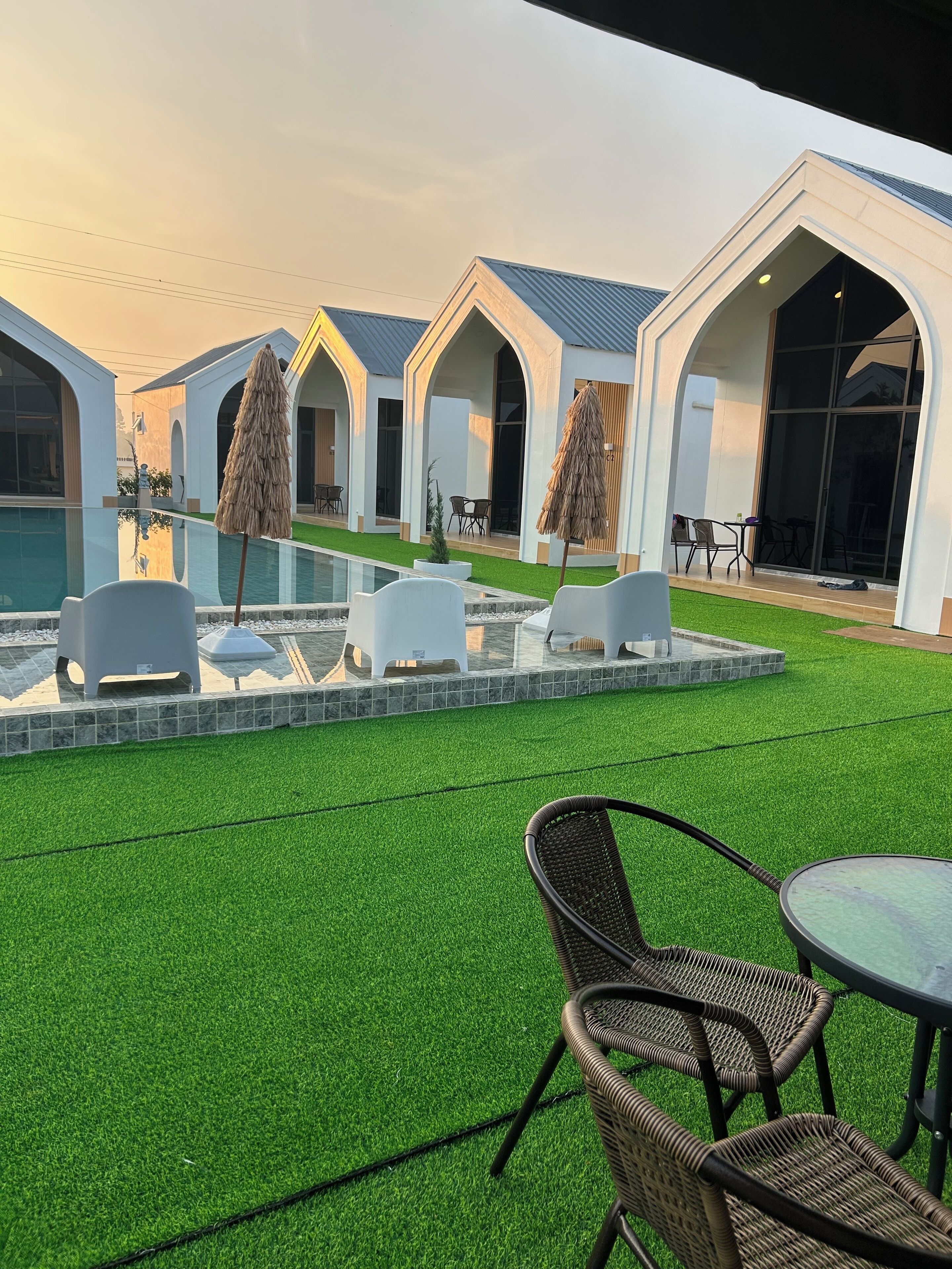 Kolam renang terbuka 