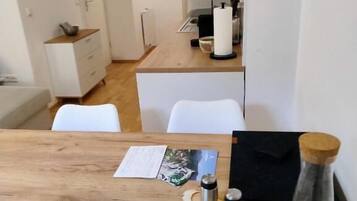 Apartment | Dining