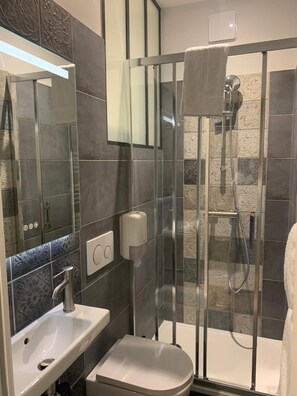 Bathroom - Laugeval (Deauville)