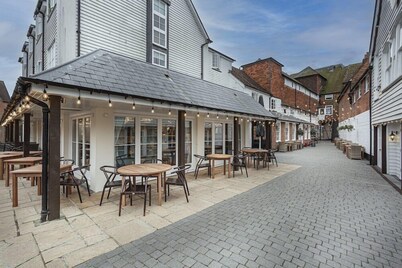 The White Horse Hotel & Brasserie