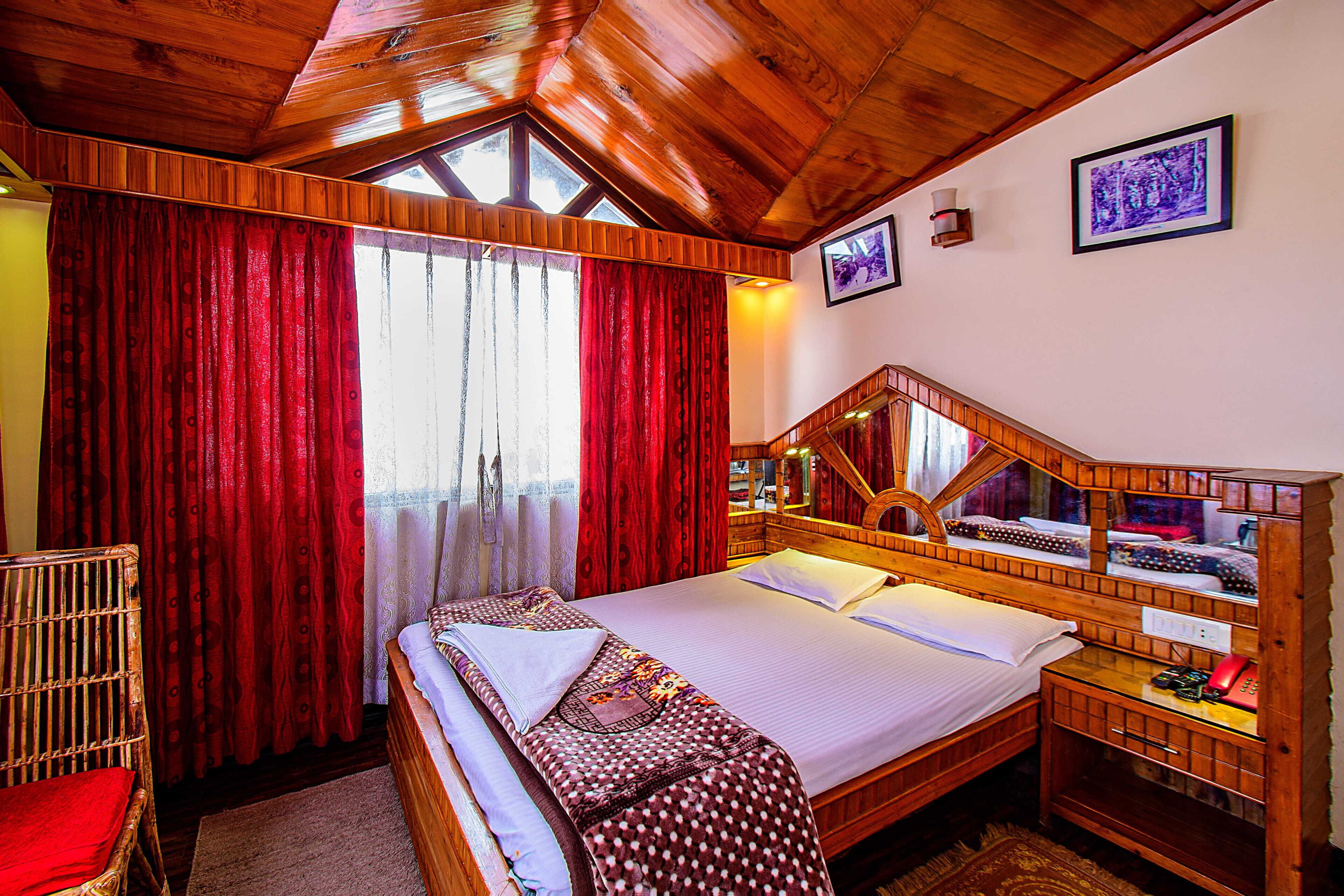 Superior Double Room, Mountain View