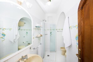 Bathroom - Pensione Casa Guadagno (Positano)