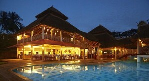 Alberca al aire libre 