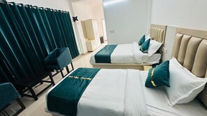 Habitación triple | Escritorio y wifi gratis 