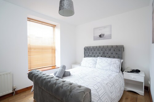 Apartment 2 Bedroom, Ballyhackamore