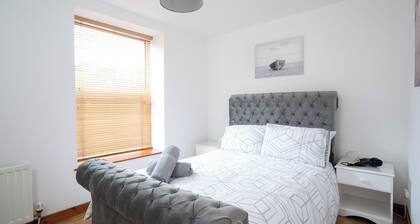 Apartment 2 Bedroom, Ballyhackamore