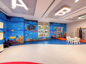 Children’s area - Comfort Meets Location - Walk to Dubai Mall & Burj Khalifa (Downtown)