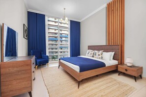 Iron/ironing board, WiFi, bed sheets - Comfort Meets Location - Walk to Dubai Mall & Burj Khalifa (Downtown)