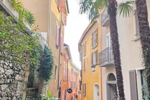 Exterior - At the Tower apartment (Locarno)
