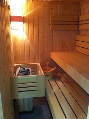 Sauna - Paraiso Dourado (Porto Santo)