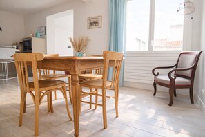 Dining - Renovated house, near the sea, Les Sables - 4 people (Les Sables-d´Olonne)