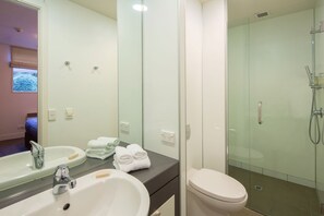 Bathroom - Elements Escapes Queenstown (Queenstown)