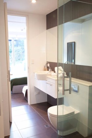 Bathroom - Element Escapes (Queenstown)