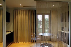 Interior - Joia Luxury Hotel Luxury Apartments (Brusaporto)