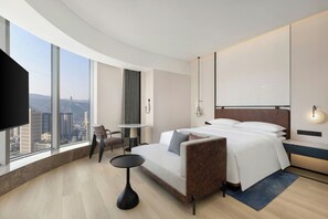 Room, 1 King Bed, City View