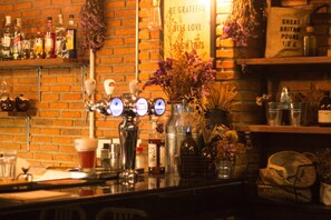 Bar (on property) - Tony Lodge (Takua Pa)