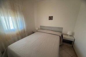 2 bedrooms, free WiFi - Cozy Hideaway in the Mediterranean (Rosolina Mare RO)