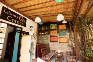 تناول الطعام