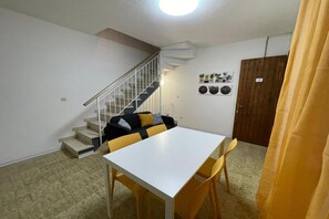 Interior - Relaxing Holiday Home with Parking (Rosolina Mare RO)