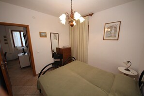 2 bedrooms, free WiFi - Quiet Trilocale with Two Bedrooms (Rosolina Mare RO)
