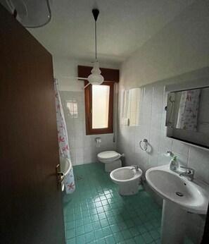 Shower - Solaris, trilocale: 72  (Rosolina Mare RO)