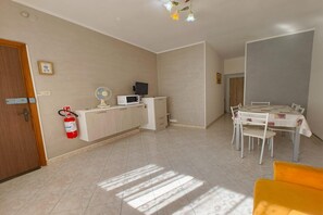 Dining - Rosolina Mare Apartment near Beach (Rosolina Mare RO)