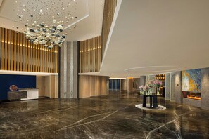 Lobby - Le Méridien Dehradun India Resort & Spa (DEHRADUN)