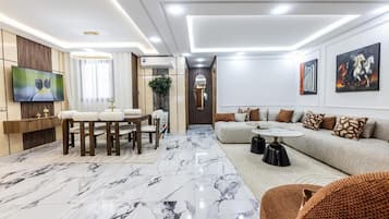 Serenty | Living area | 50-inch Smart TV with satellite channels, Netflix, smart speakers