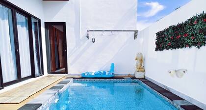 Joy Private Pool House