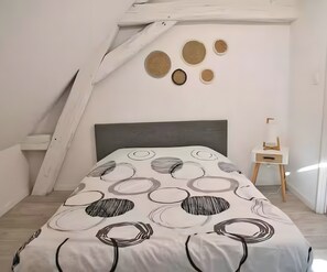 Fer et planche à repasser, Wi-Fi, draps fournis