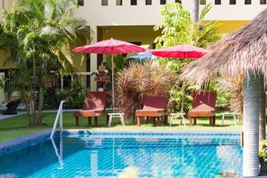 Piscine extérieure