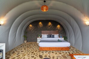 雙人房, 露台, 山景 | 熨斗/熨衫板