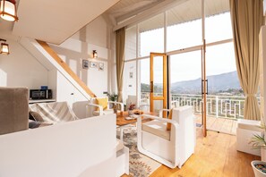 Doppelzimmer, Bergblick | Wohnbereich