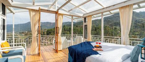 Double Room, Mountain View