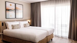 Room - Strand Suites By Neu Collective (Gzira)