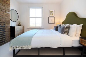 4 bedrooms, WiFi, bed sheets - Behind the Blue Wall (London)