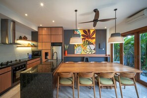 Private kitchen - Artisane Villas and Spa (Seminyak)