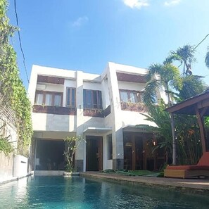 Outdoor pool - Artisane Villas and Spa (Seminyak)