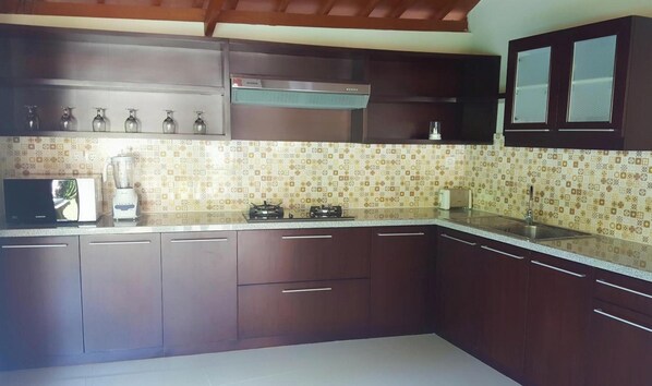 Private kitchen - Juada Garden Legian (Seminyak)