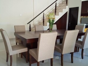 Dining - Juada Garden Legian (Seminyak)