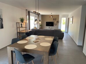 Interior - Nature break between city and forest in a house with spa (Saint-Dié-des-Vosges)