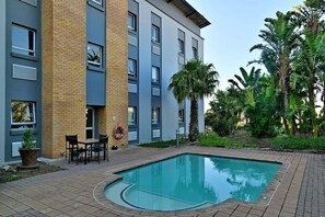 Pool - Road Lodge Gqeberha Airport (Gqeberha)