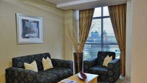 Unclassified image, 4 of 22, button - Road Lodge Gqeberha Airport (Gqeberha)