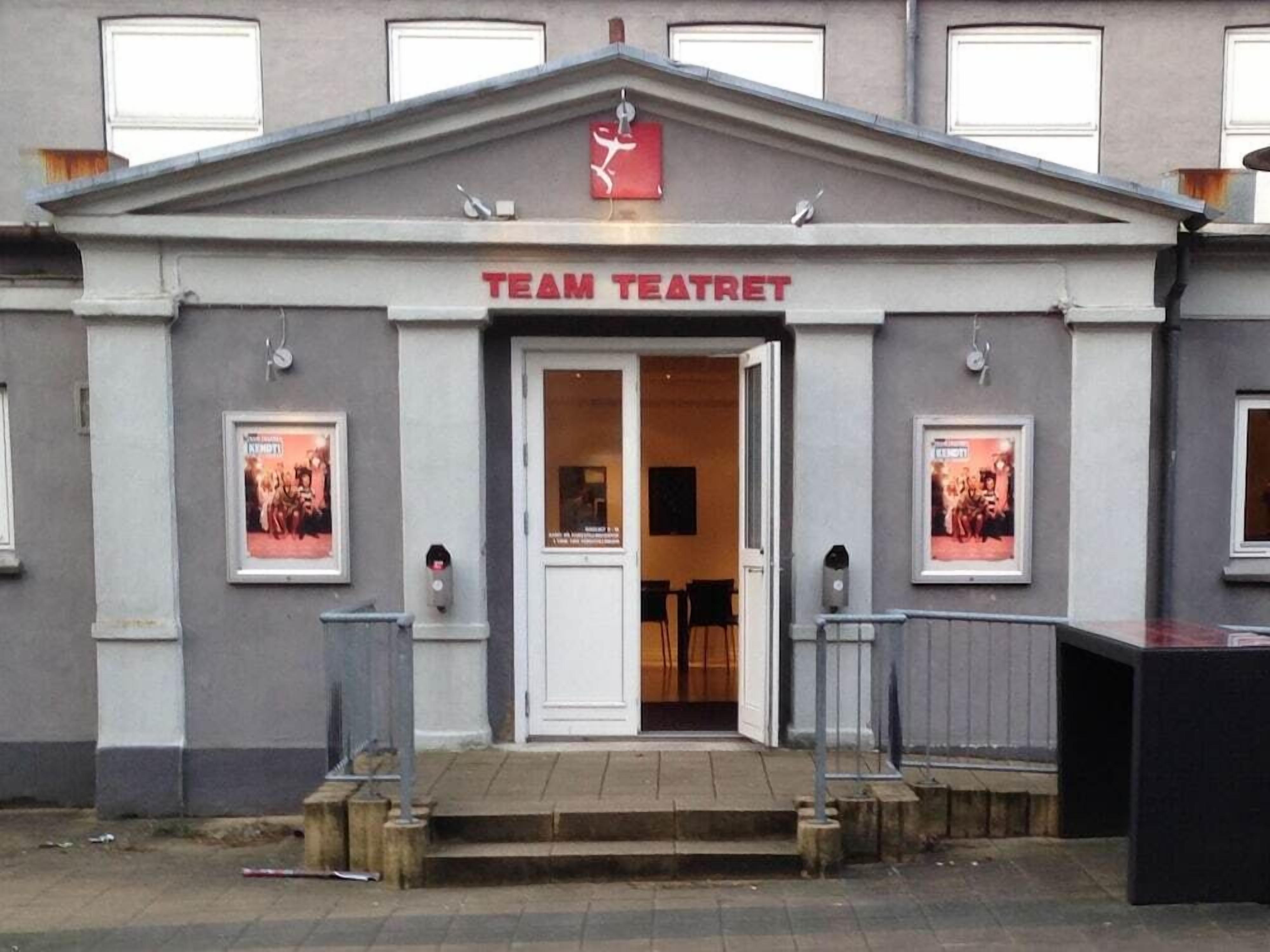 تفاصيل الفندق من الخارج