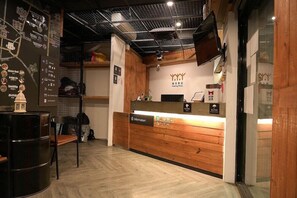 Lobby - Duckstay Hostel (Taipei)