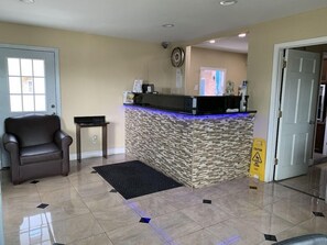 Lobby - Emerson Inn (Jacksonville)