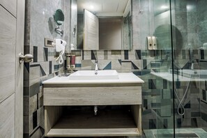 Free toiletries, hair dryer, towels, soap - ClubHouse Hotel  (Sahibzada Ajit Singh Nagar)