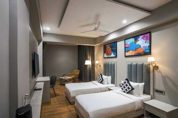 Deluxe Double or Twin Room | WiFi (free)