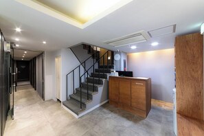 Interior - Hotel Stay Inn (Seoul)