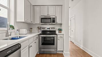 Microwave, oven, stovetop, dishwasher